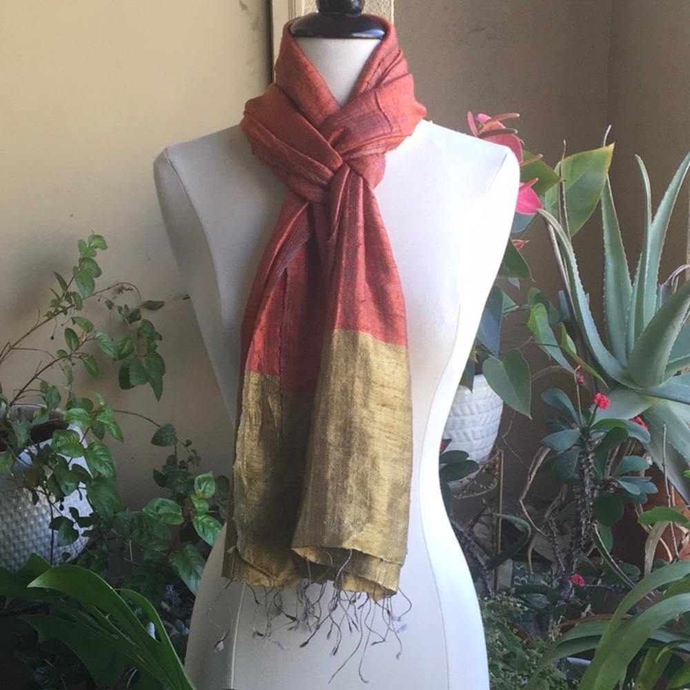 ✨NWOT brown and rust SILK scarf/wrap✨